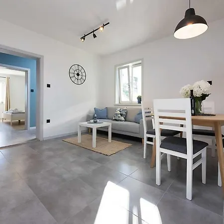 Apartment App Marina 4 *