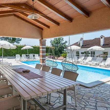 Apartment App Marina 4 *